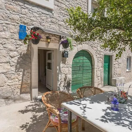 Semesterbostad Lavanda Drvenik (Split-Dalmatia)