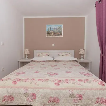 Semesterbostad Lavanda Drvenik (Split-Dalmatia)